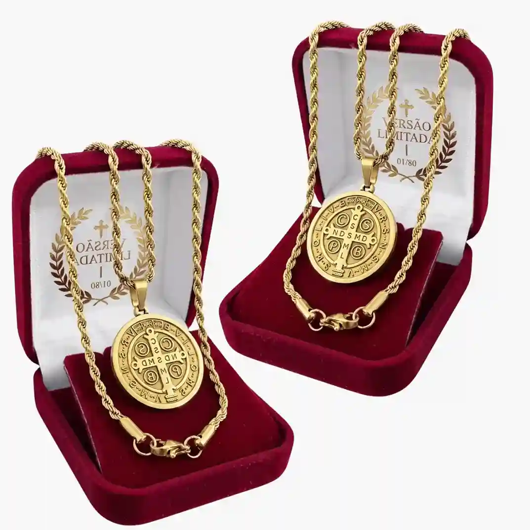 Kit 2 Medalhas de São Bento douradas com corrente